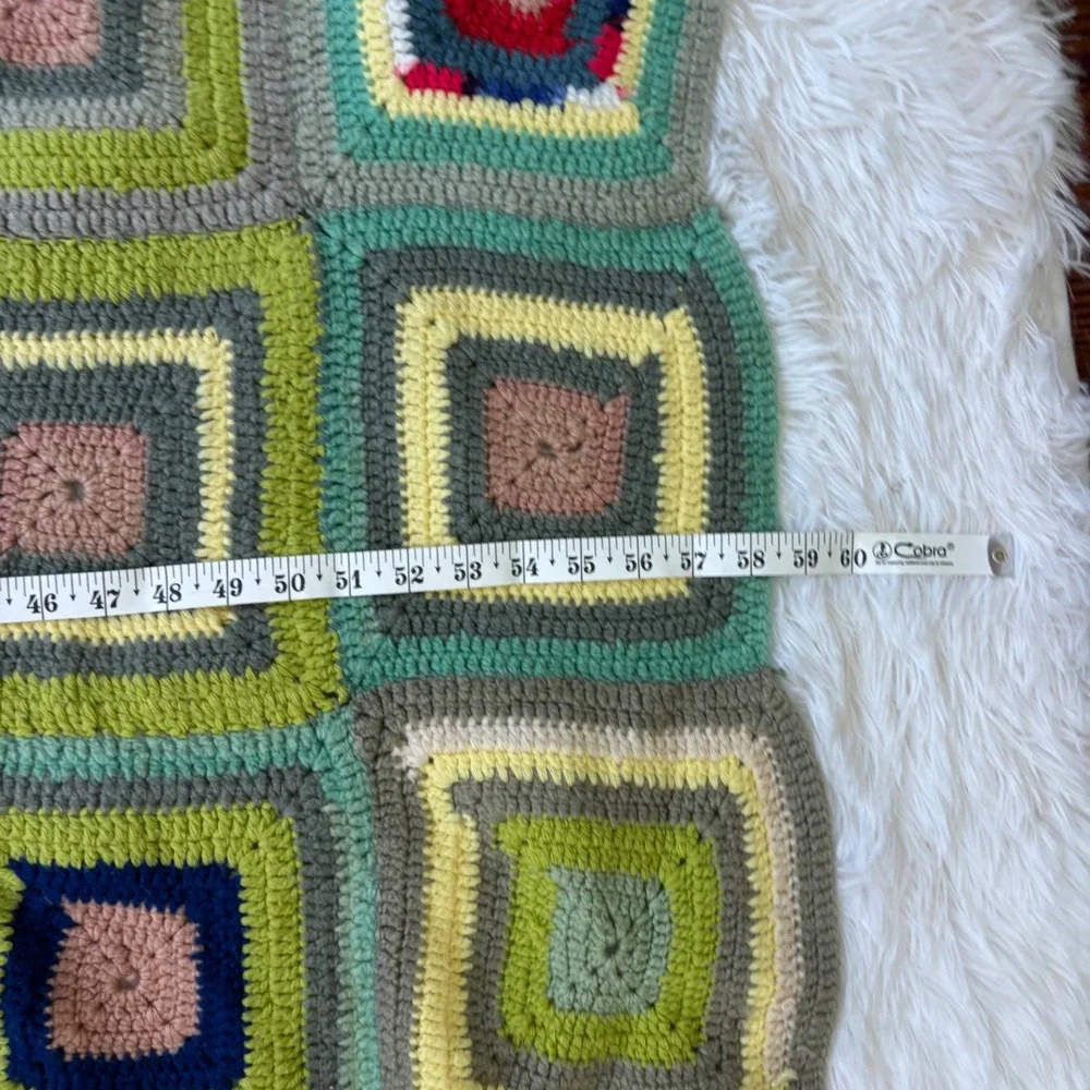 Vintage Hand Crochet Granny Blanket Afghan Earth Tone Green Beige Red Throw